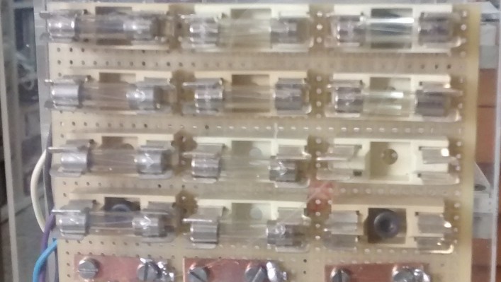 A view of the protecting fuse board